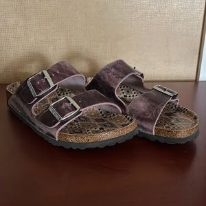 Size 39 Lavender Arizona Birkenstocks
